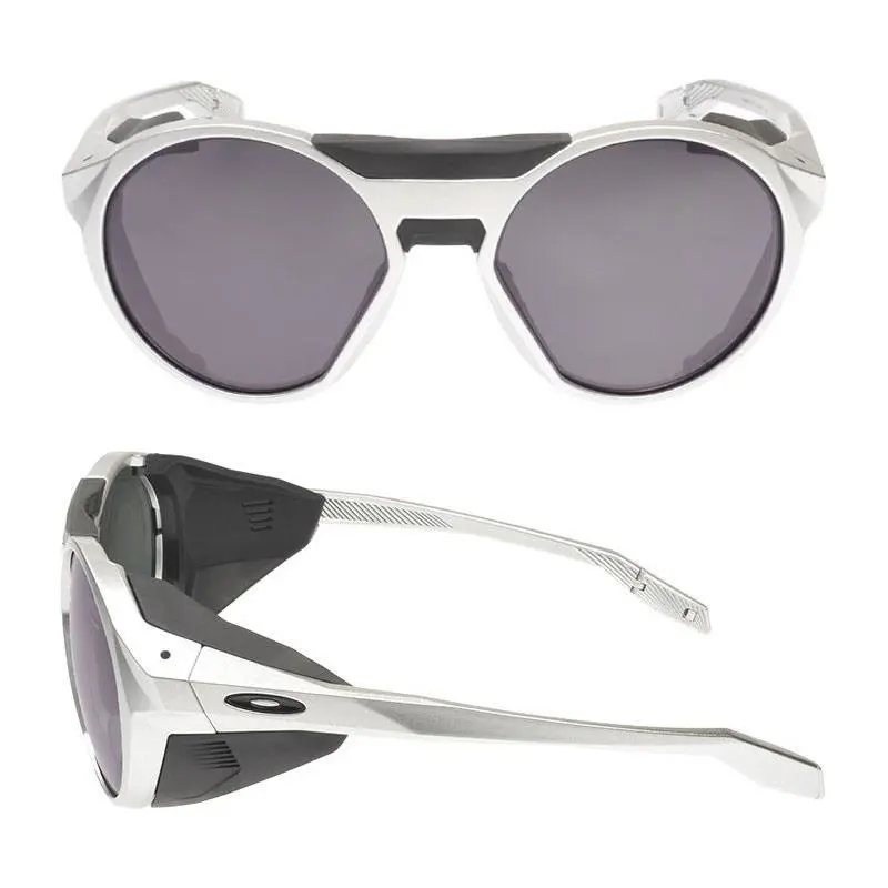 OO9440-1456 Clifden Stale Sandbech Signature Series Rare by Oakley