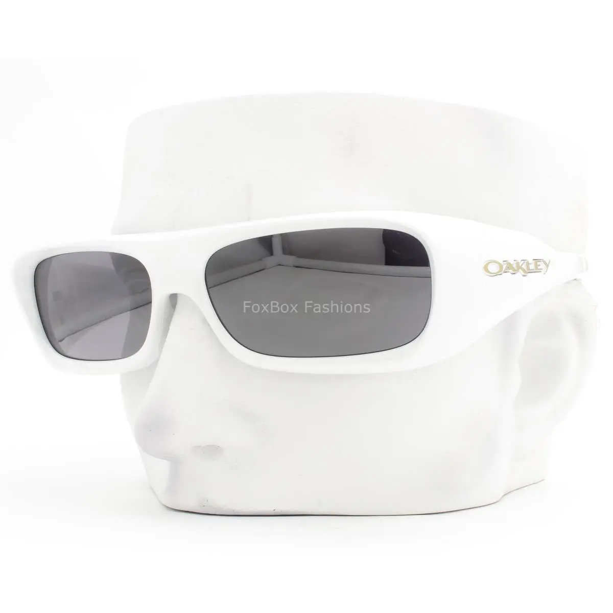 Oakley Permian Sunglasses Shimmery Pearl White Prizm Black OO9520-0259 with Case