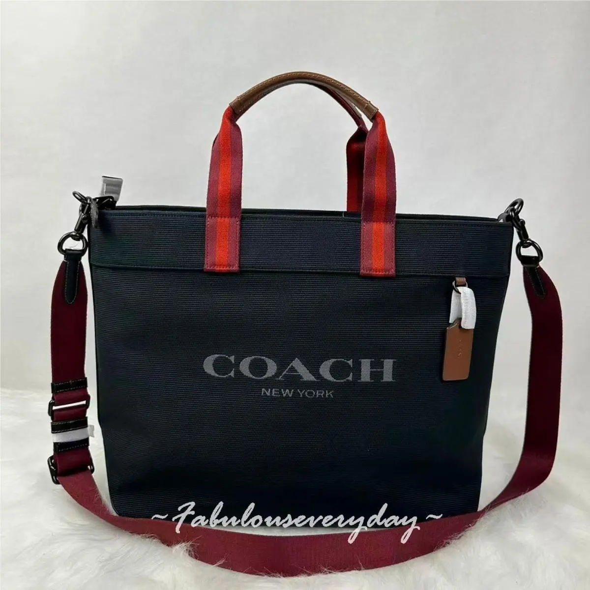 Coach Men`s Canvas Tote Bag 38 In Black CJ486