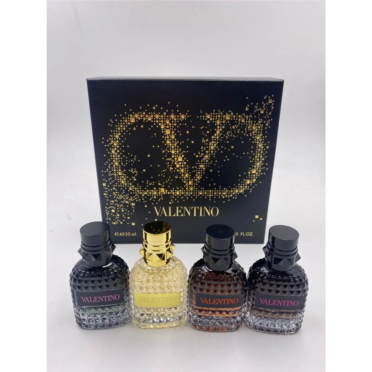 Uomo Born IN Roma Valentino Eau DE Parfum Spray 1 Oz 4 For Men - Gift Set