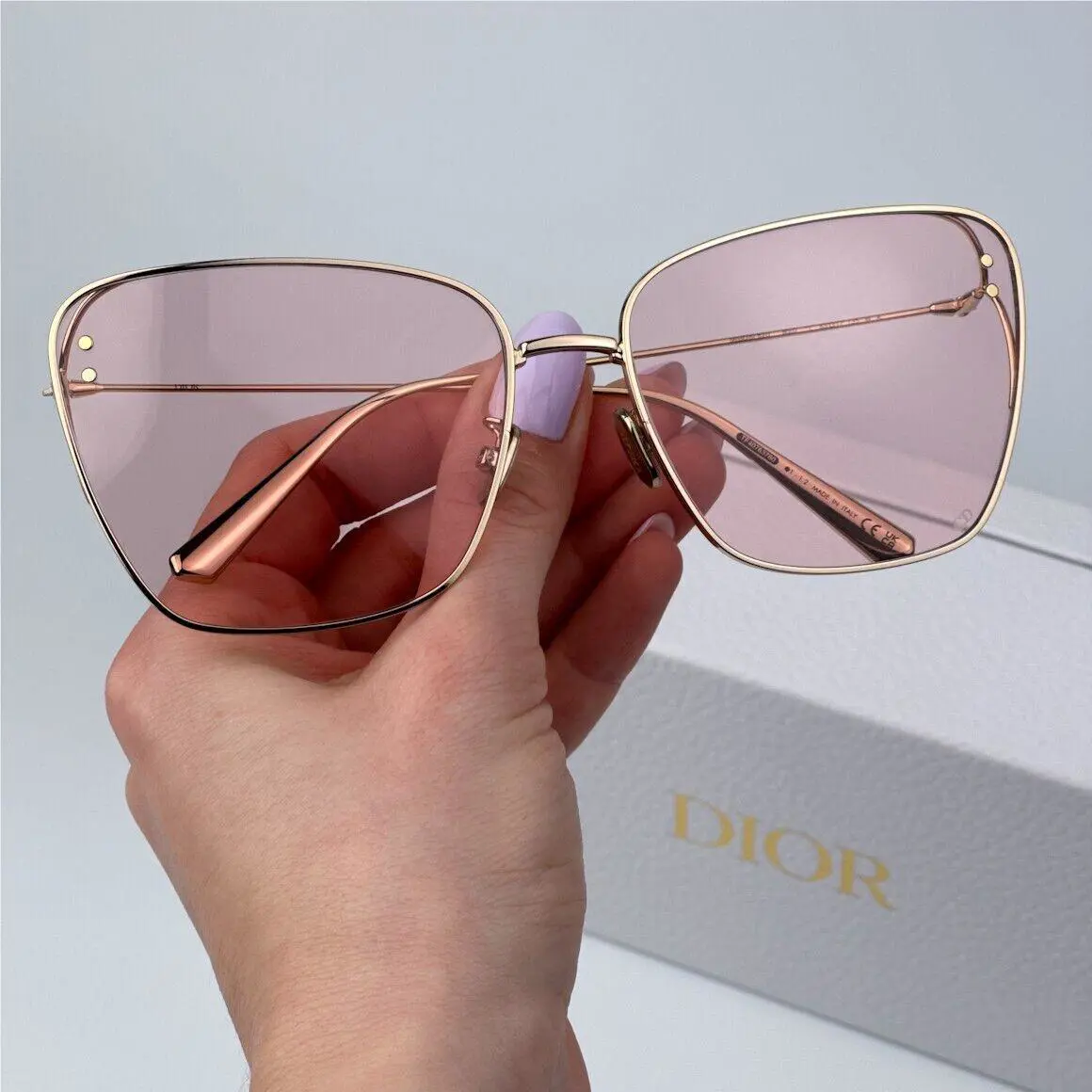 Dior Women Sunglasses Shiny Gold Pink Butterfly CD40095U 10Y