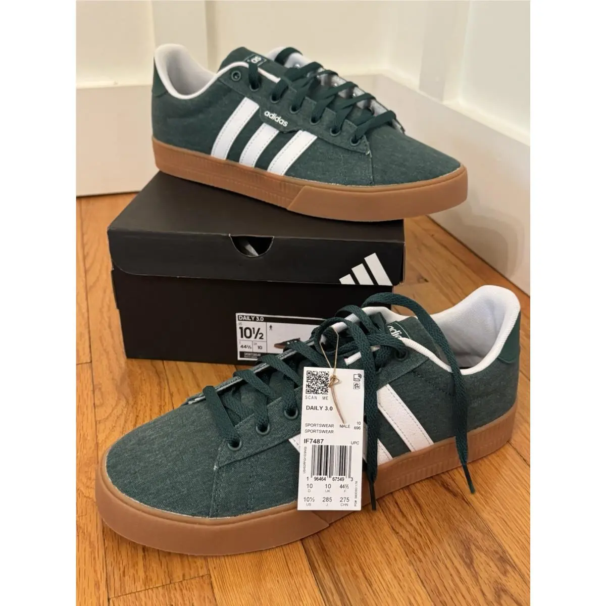 Adidas Daily 3.0 Men’s Shoes Sneakers Green White Gum Sole 10.5 Size 10 1/2