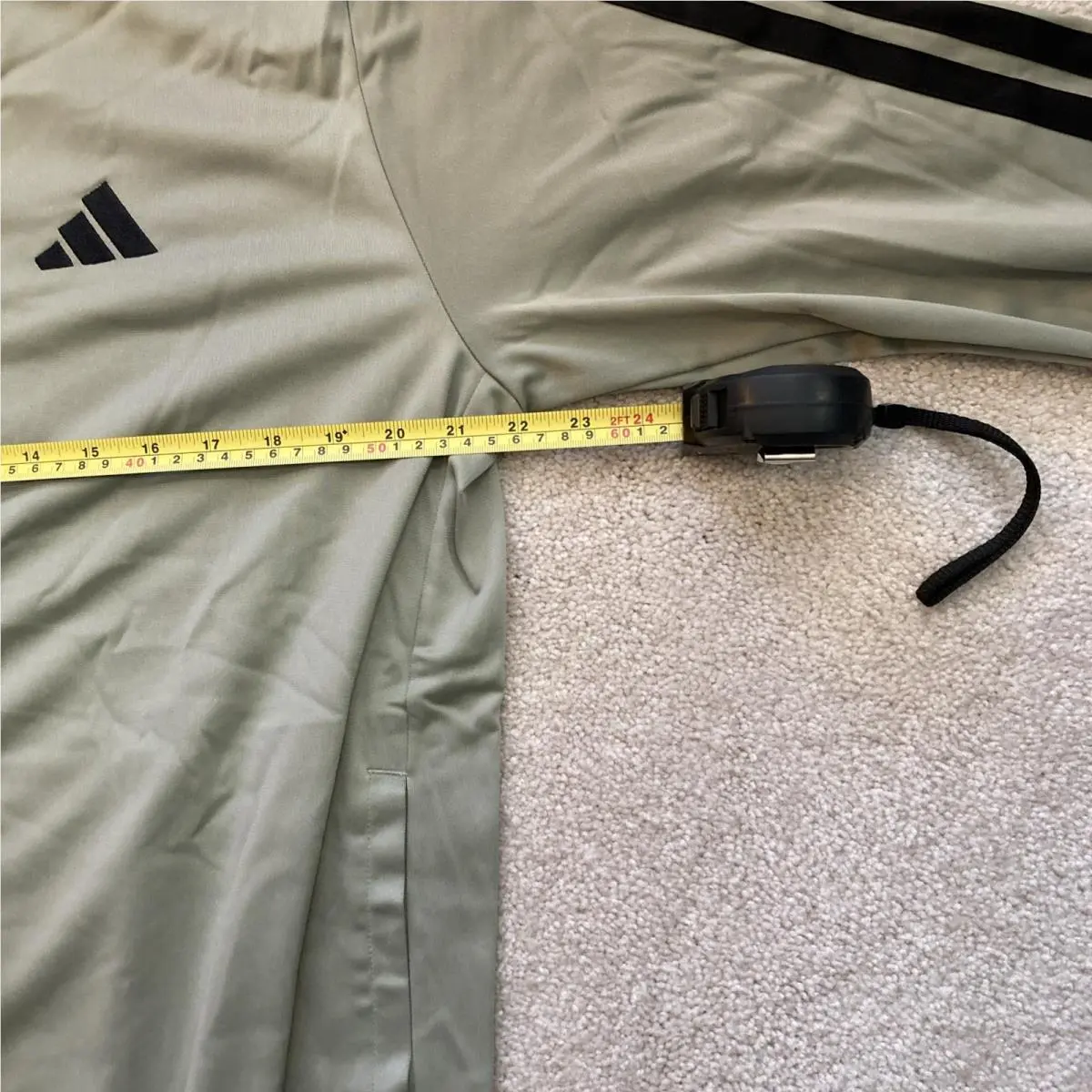 Adidas clothing - Brown 4