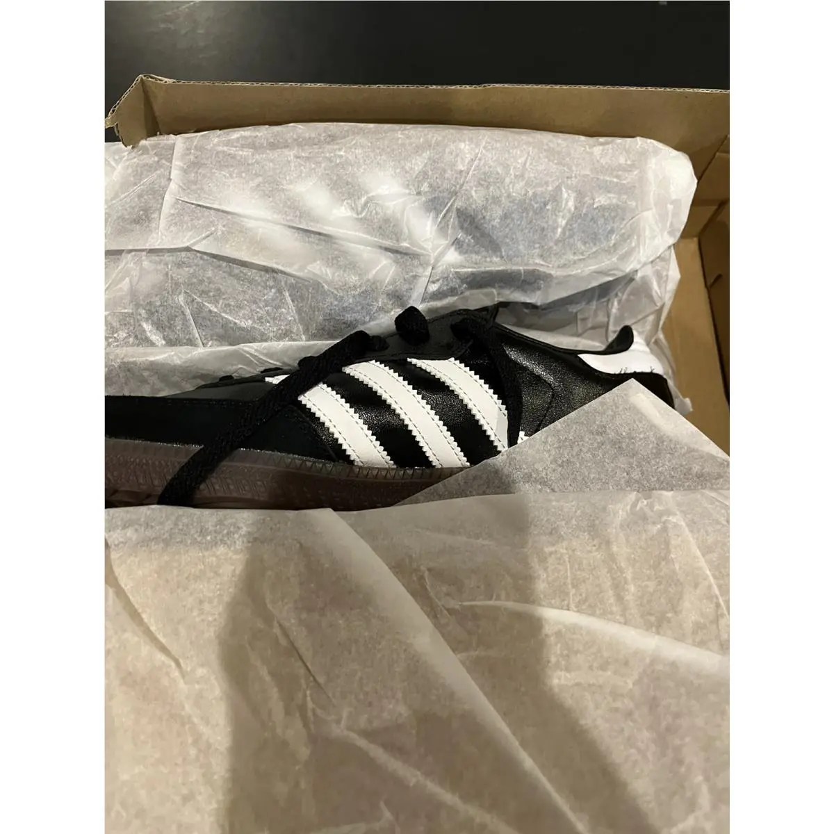 Adidas Samba J Youth Black/white Soccer Size 5.5Y