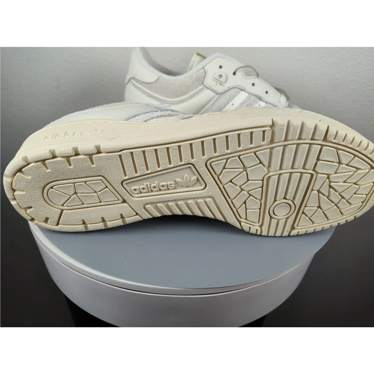 Adidas shoes - adidas Rivalry - Rivalry - IE7139 - White 8