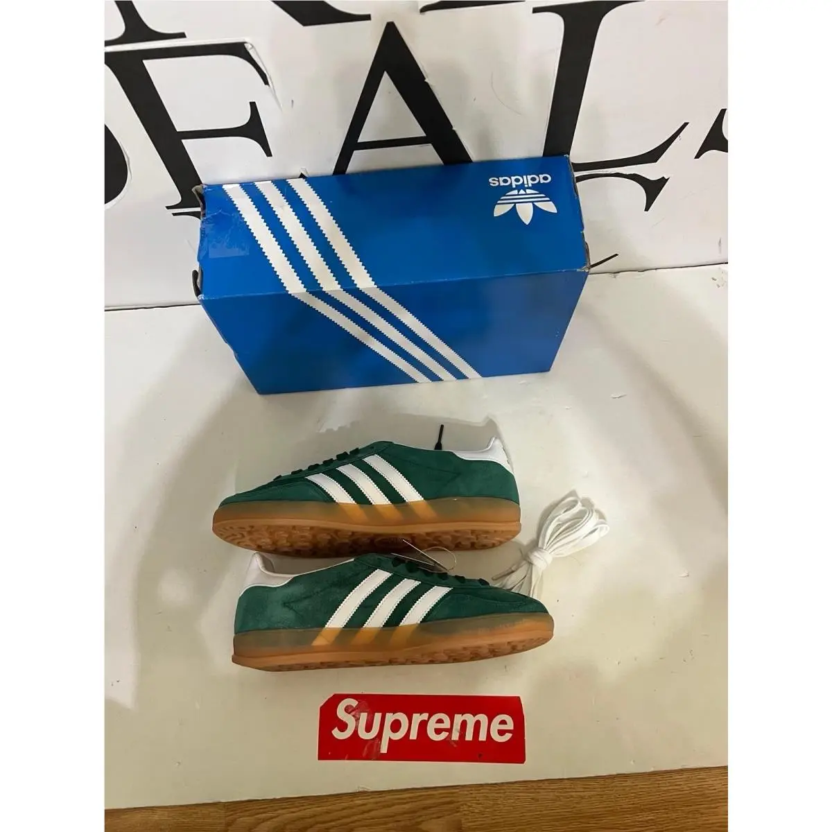 Adidas shoes - adidas Gazelle - Gazelle - JI2062 - Collegiate Green/Cloud White/Gum 0