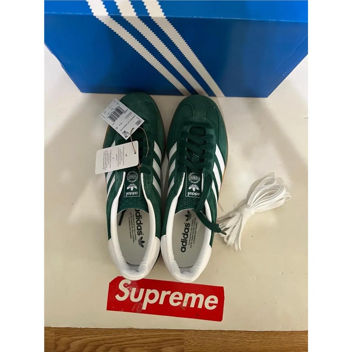 Adidas shoes - adidas Gazelle - Gazelle - JI2062 - Collegiate Green/Cloud White/Gum 1