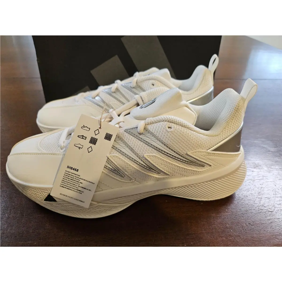 Adidas Dame Certified 3 Low White Silver Metallic Basketball Shoe Men 6 Woman 7