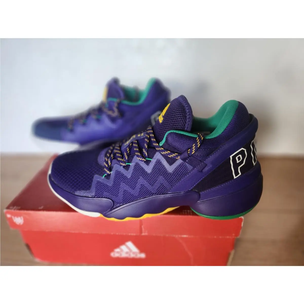 Adidas D.o.n. Issue 2 Gca Size 9 Purple Yellow Green FW9037 Donovan Mitchell