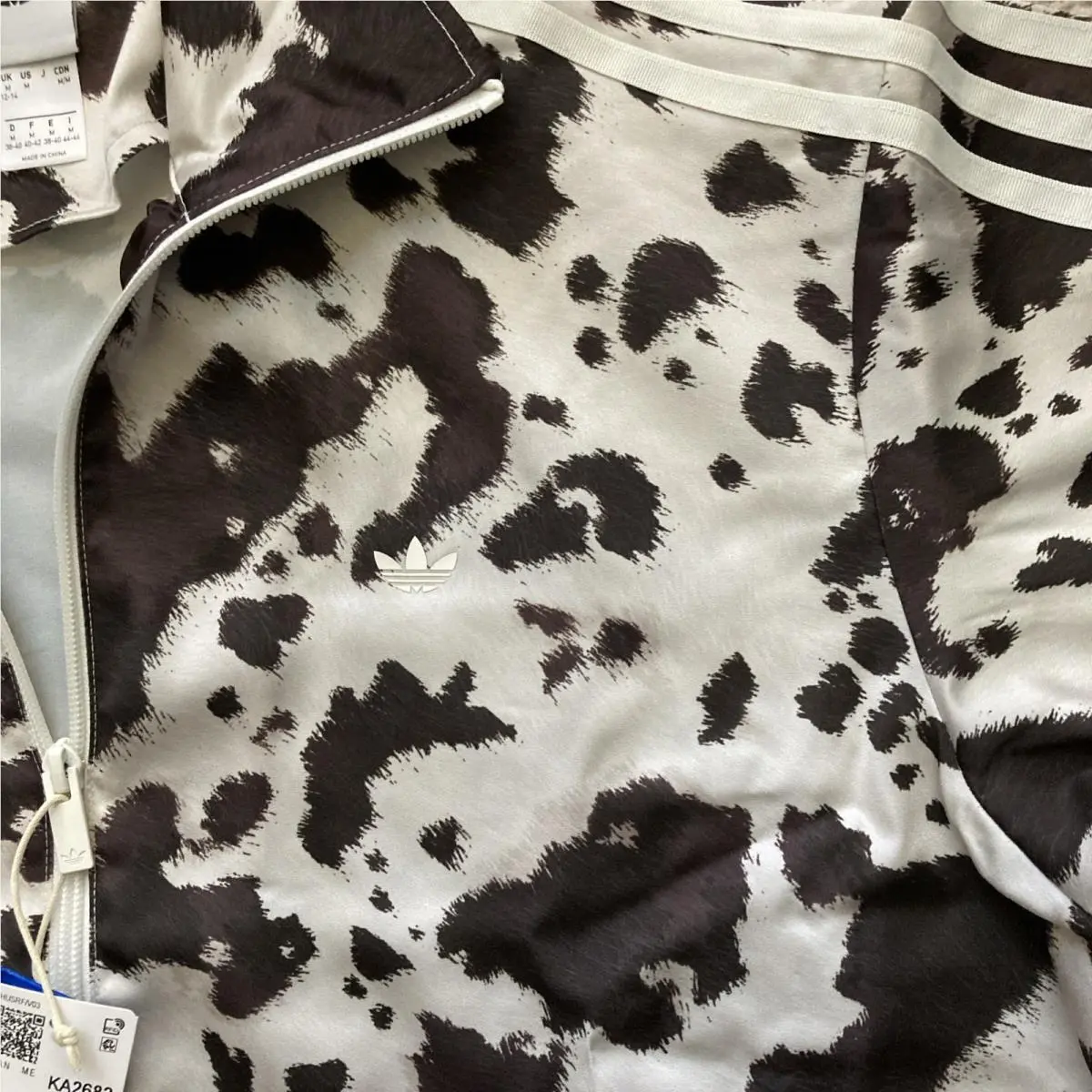 Adidas clothing - Animal Print 2