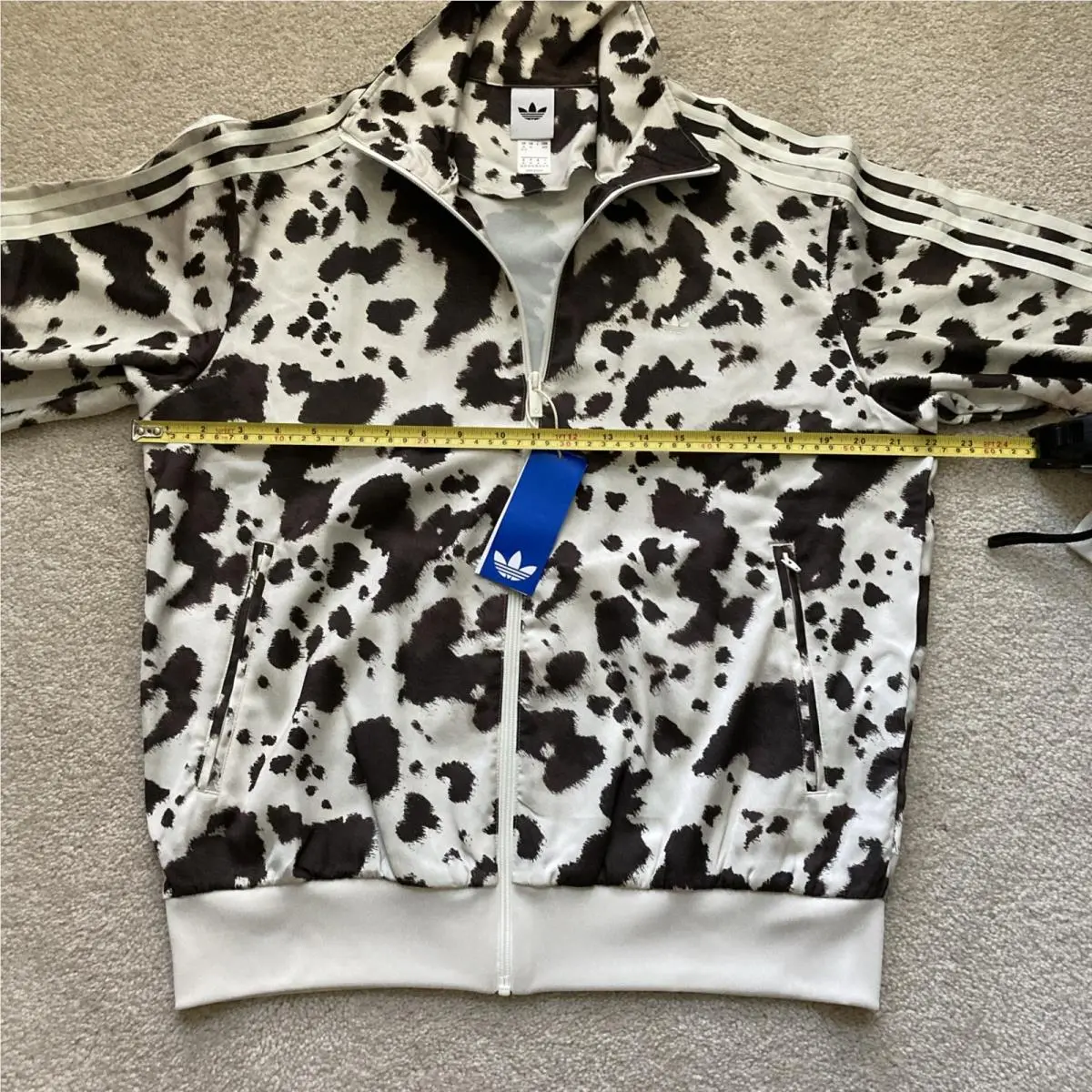 Adidas clothing - Animal Print 3