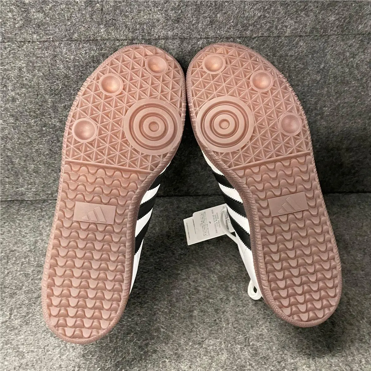Adidas shoes - vs-170804 - vs-170804 - Multicolor (UPC: 197609830869) 2