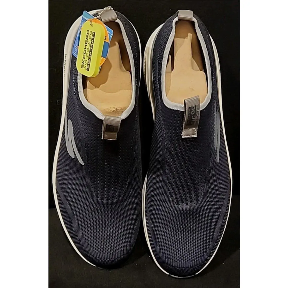 Skechers shoes - Skechers GO RUN Elevate - RUN Elevate - Navy Gray (UPC: 195969897430) 1