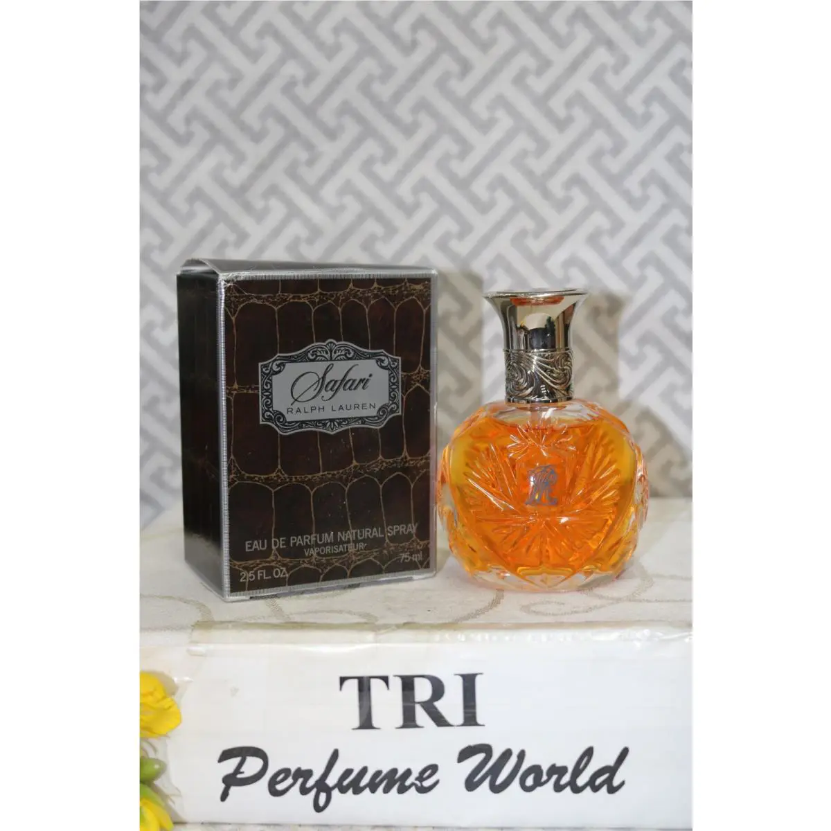 Safari Ralph Lauren Eau DE Parfum Women Spray 2.5 Fl. Oz. 75 ml Vintage