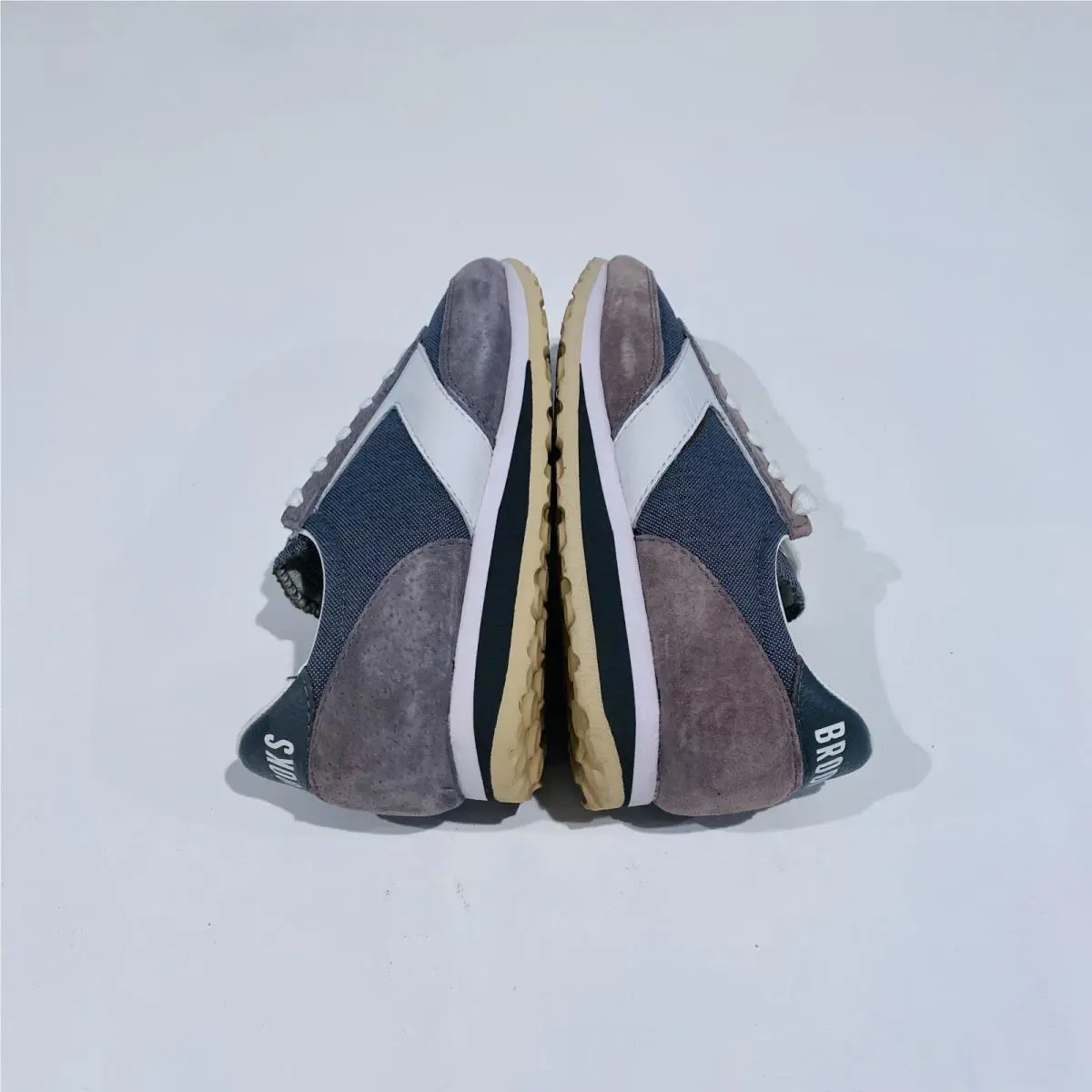 Brooks shoes - Gray 1