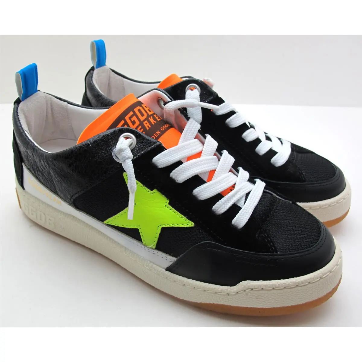 Golden Goose shoes - GWF00130.F000461.90191 - GWF00130F00046190191 - Black (UPC: 8050235044296) 2