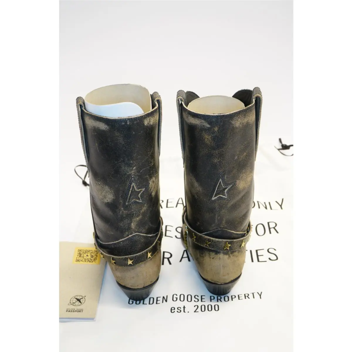 Golden Goose shoes - Black 2