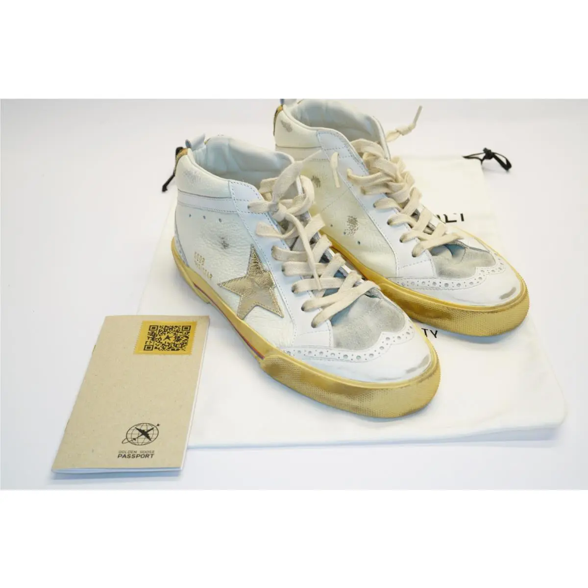 Golden Goose shoes - Golden Goose Mid Star - Mid Star - GWF00122F00322115375 - Silver / White / Taupe (UPC: 8050235433199) 0