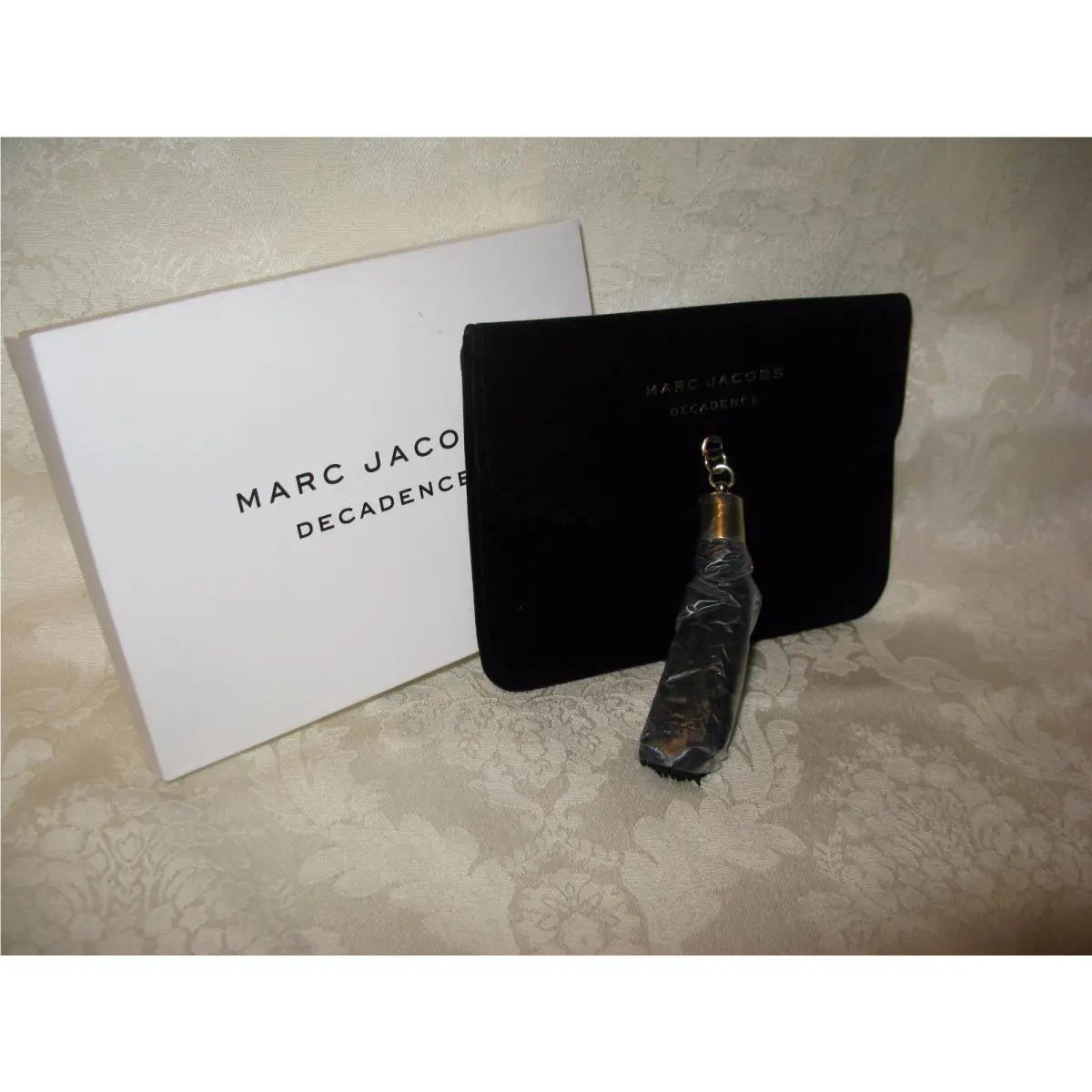 Marc Jacobs Decadence Black Cosmetic Pouch. New