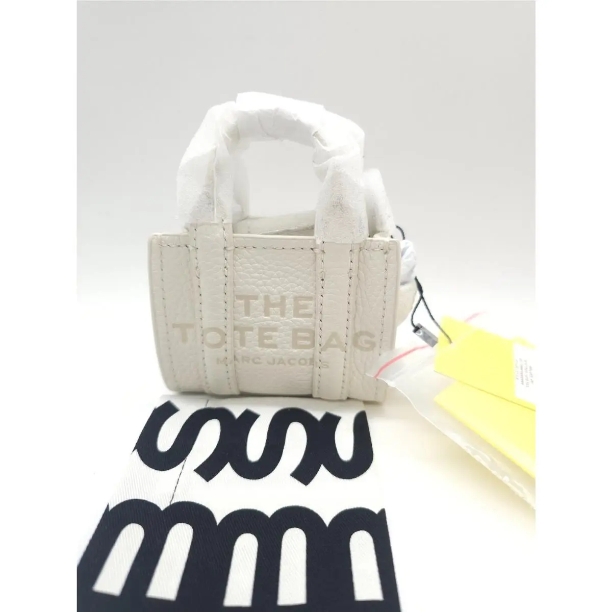 Marc Jacobs The Nano Tote Crossbody Leather Bag Color Cotton JL02511029