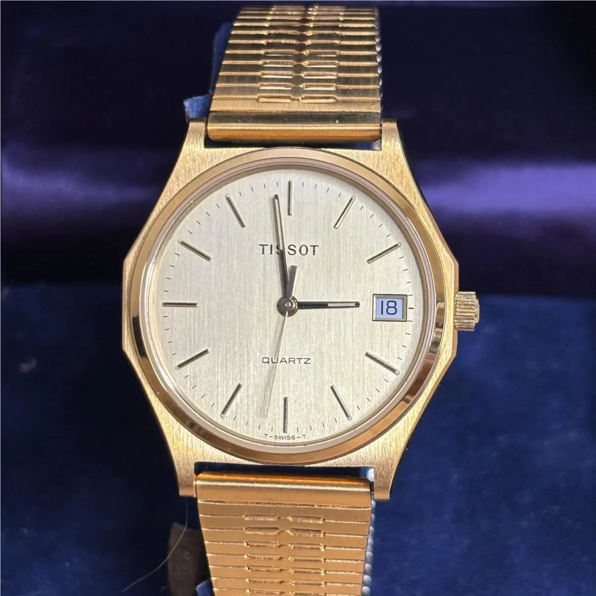 Nos Neo Vintage Tissot Gold Tone Men`s Quartz Watch Date Box - Battery