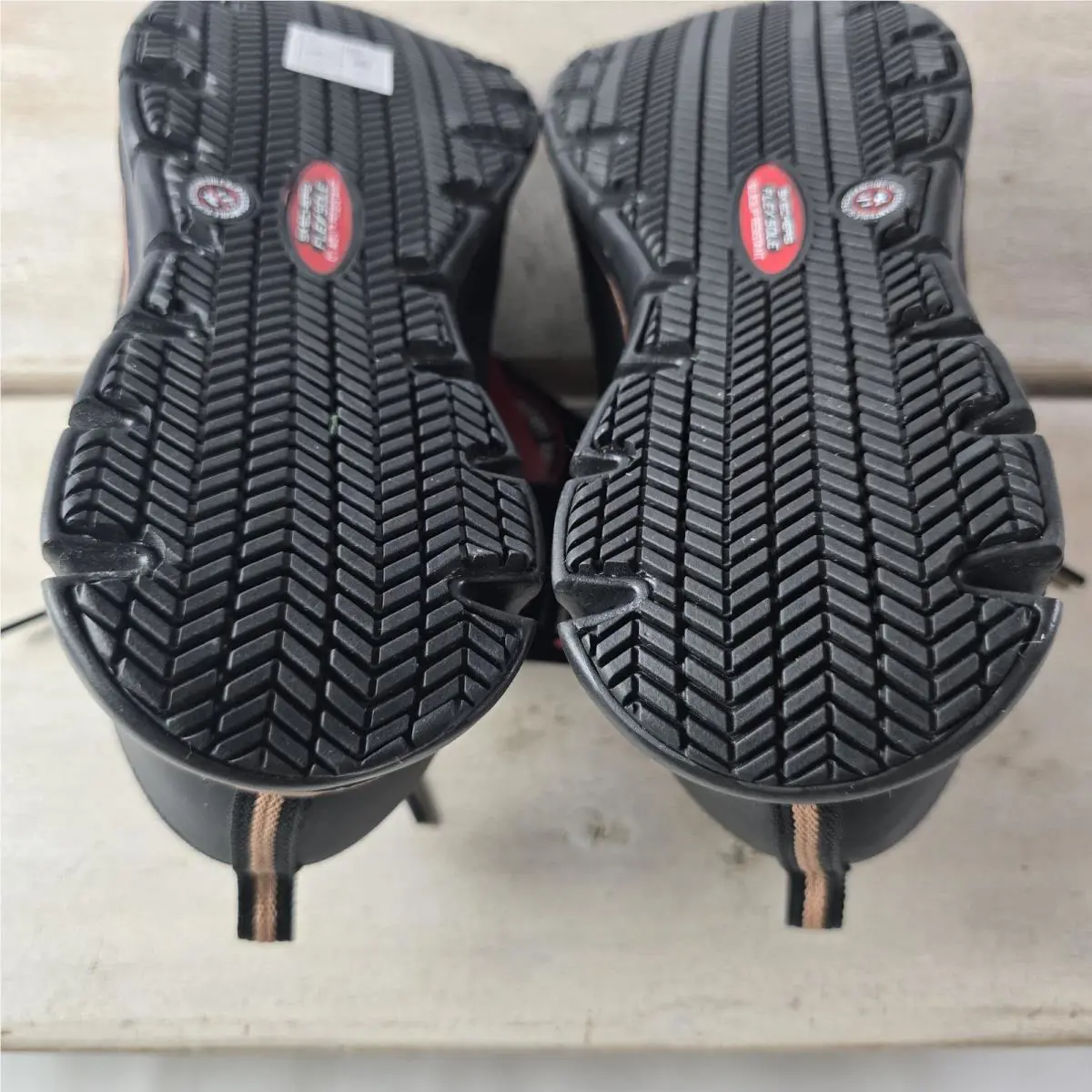 Skechers shoes - Skechers 108025 Sure Track - Sure Track - 108025W - Black 7