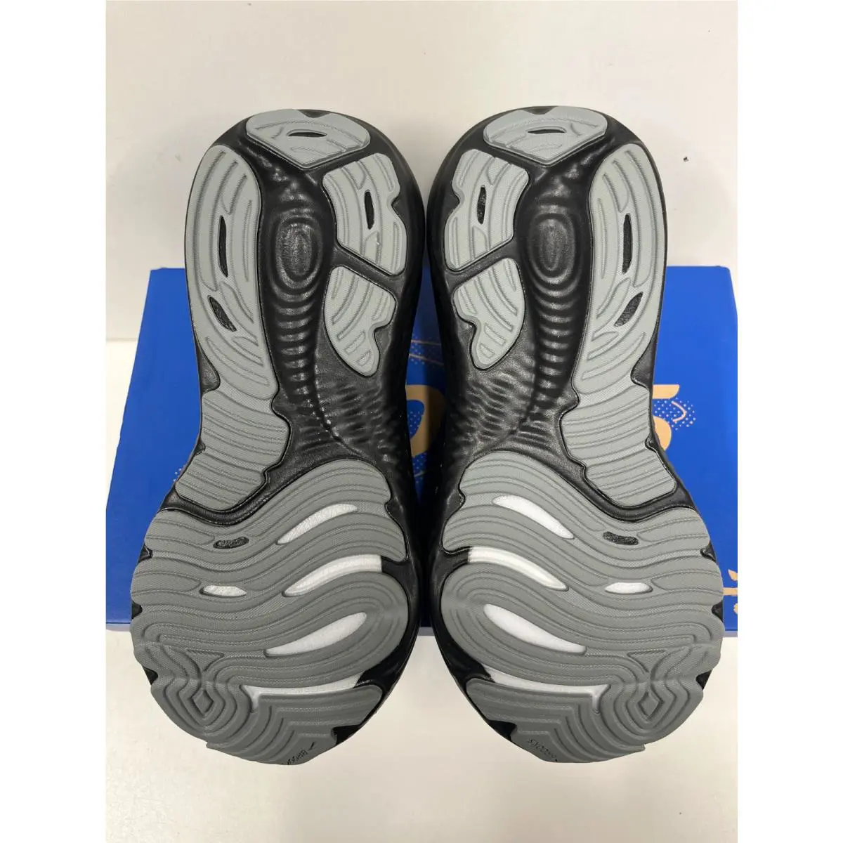 Brooks shoes - Brooks Glycerin 22 - Glycerin - Black/Grey/White (090) 17