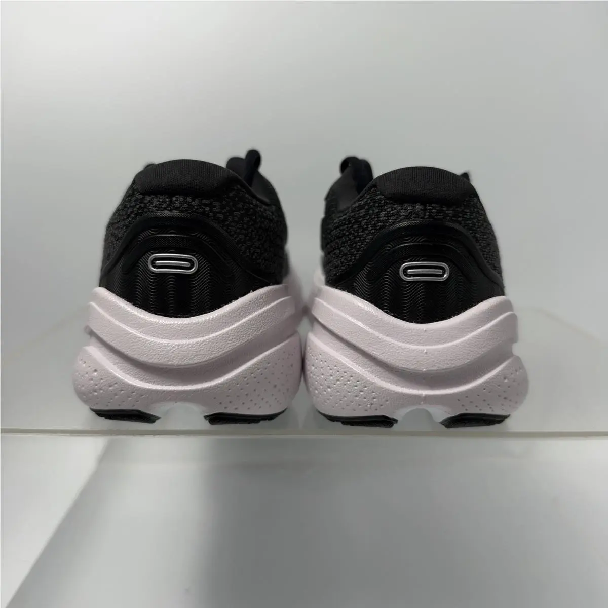Brooks shoes - Brooks Ghost Max 2 - Ghost Max - 1204201B077 - Black 5
