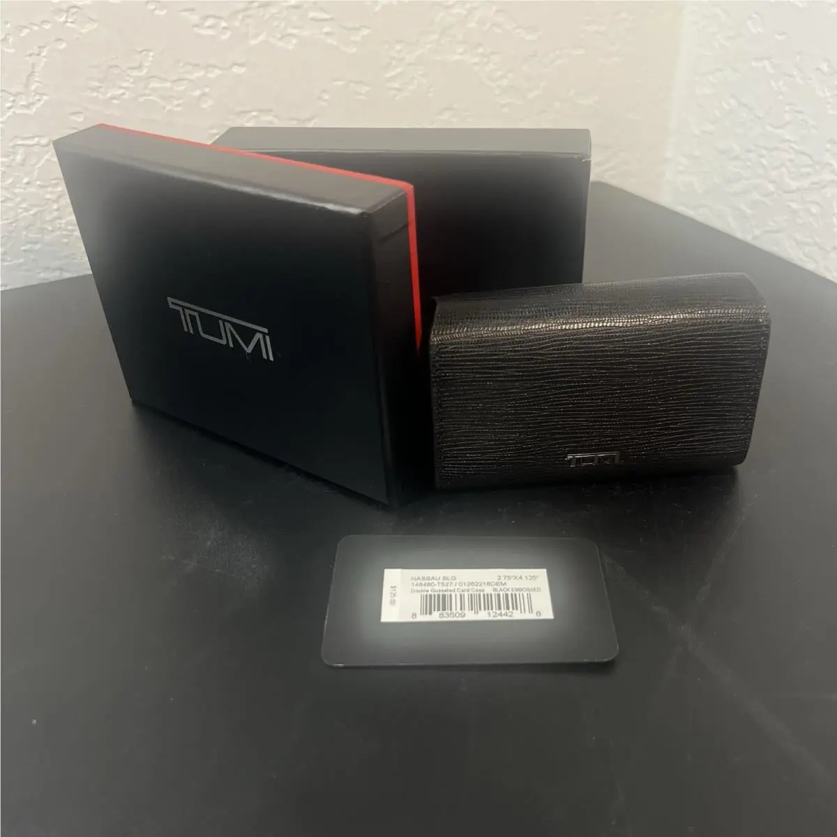 Tumi Nassau Slg Double Gusseted Card Case Black Embossed Leather Retail