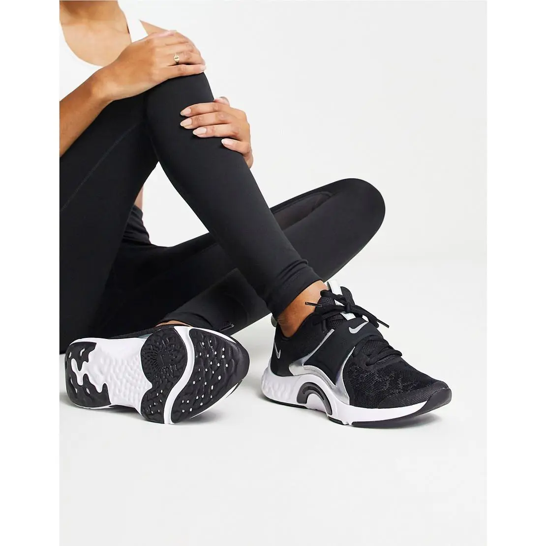 Nike shoes - Nike Renew In-Season - Renew - DM0947-002 - Black 3