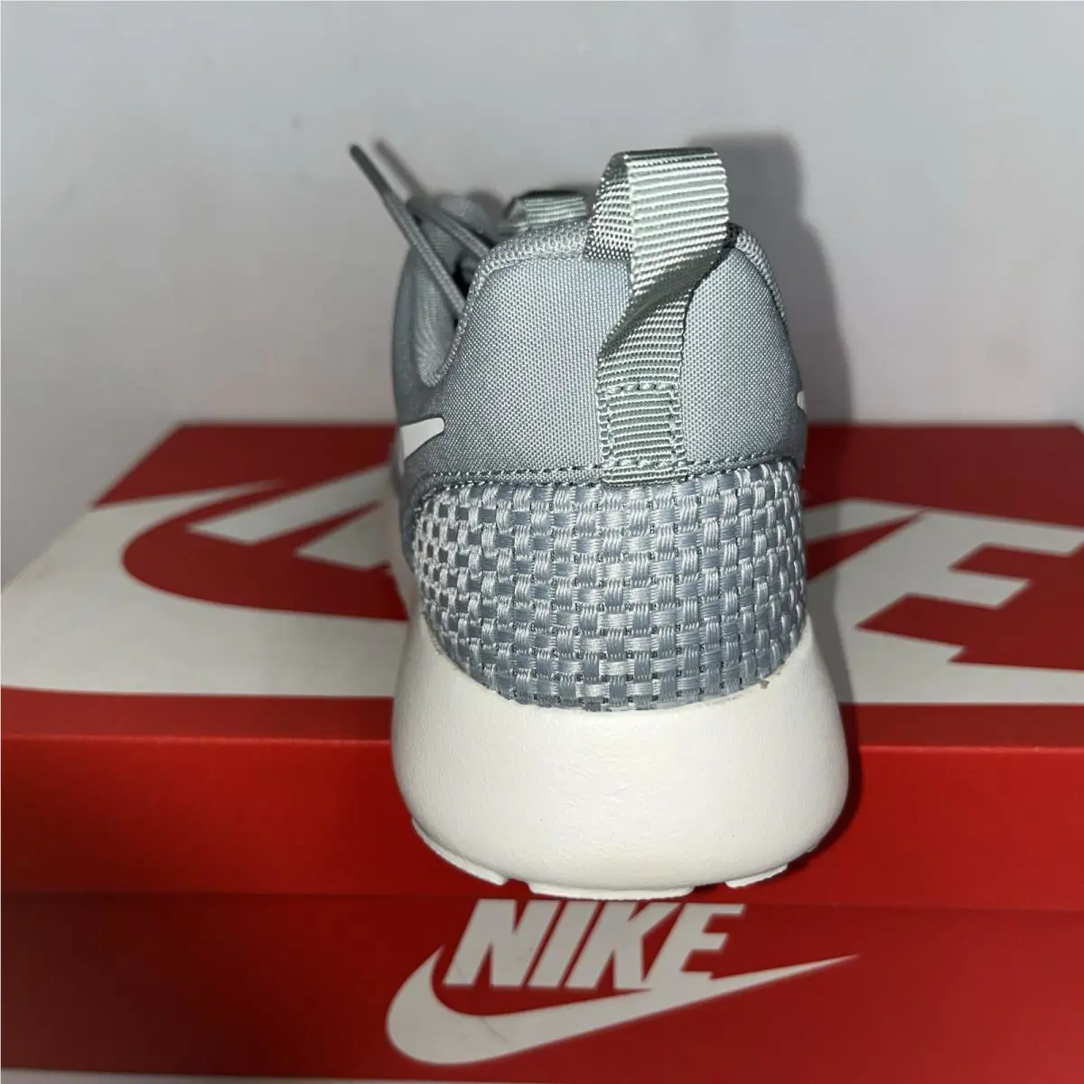 Nike shoes - Nike Roshe One - Roshe One - 844687-010 - Gray 3