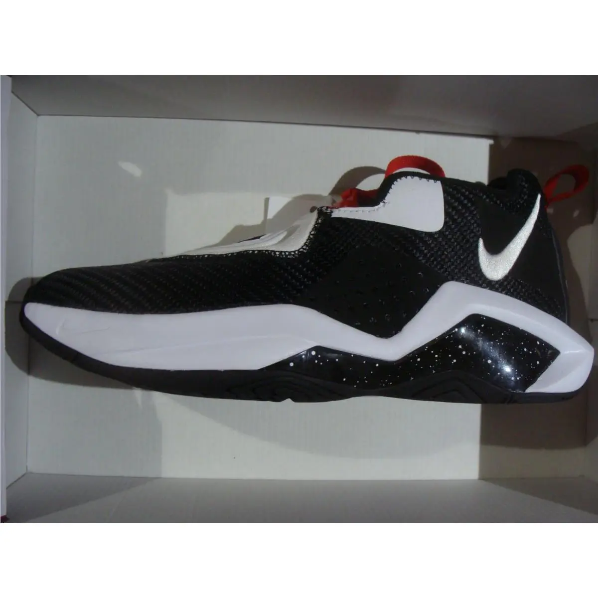 Nike shoes - Nike LeBron XIV - LeBron XIV - Black/White Red 3