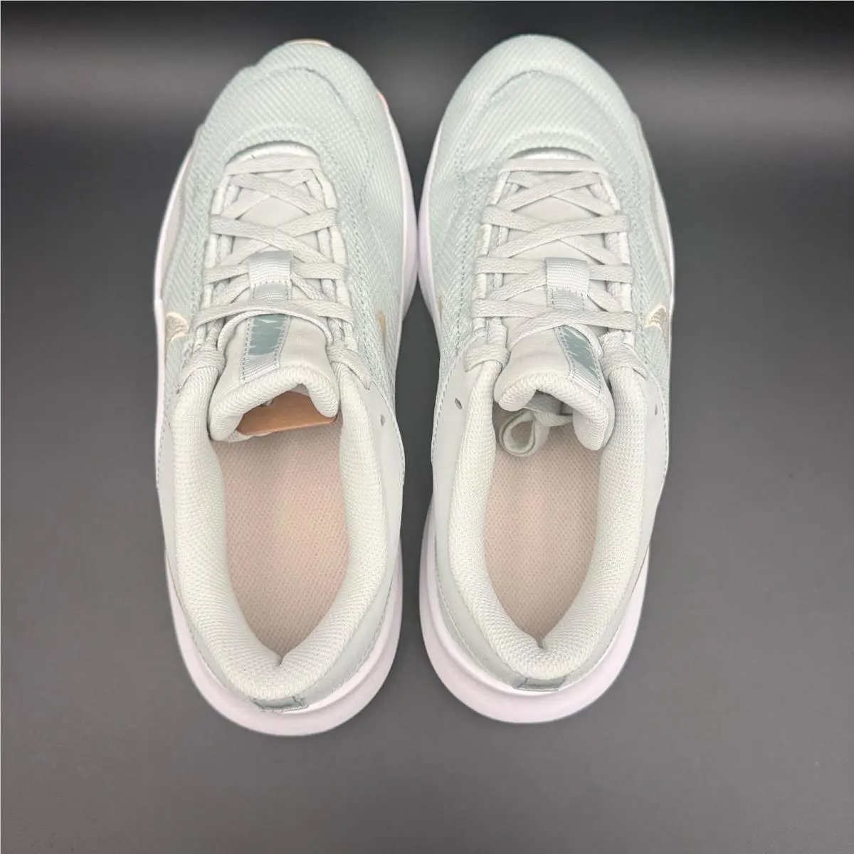 Nike shoes - Nike Legend Essential 3 - Legend Essential - DM1119-007 - light green 1