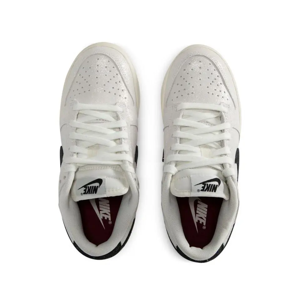 Nike shoes - SE - HQ3502-100 - WHITE BLACK TEAM RED 3