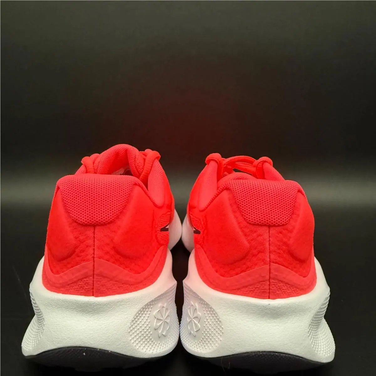Nike shoes - Nike Revolution 7 - Revolution - hot punch 17
