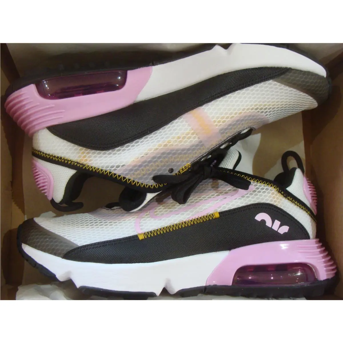 Nike shoes - WHITE/LT ARCTIC PINK BLACK 5