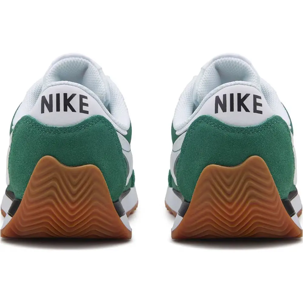 Nike shoes - Green/White/Gum 3