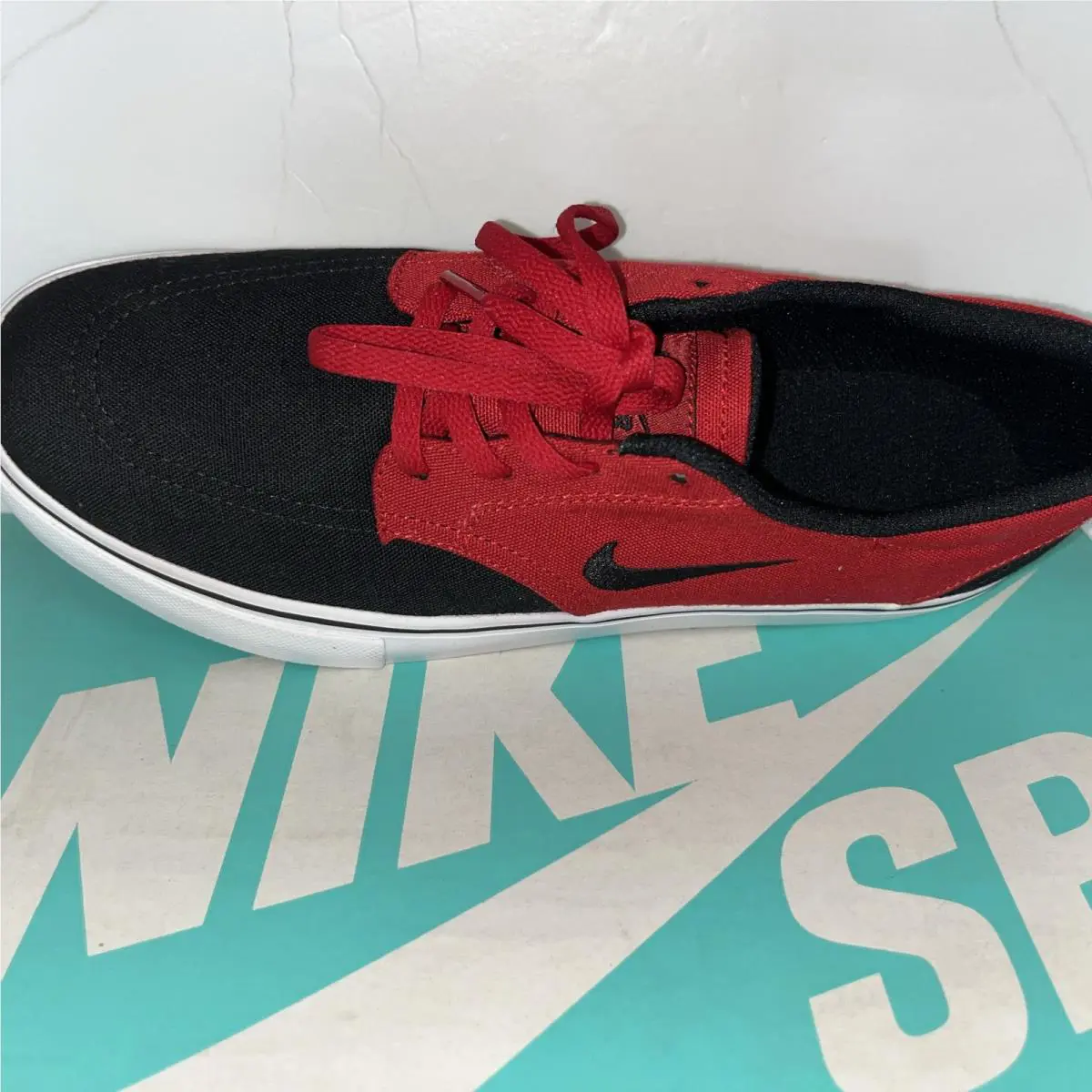 Nike shoes - Nike SB Clutch - Clutch - BLACK/RED 9