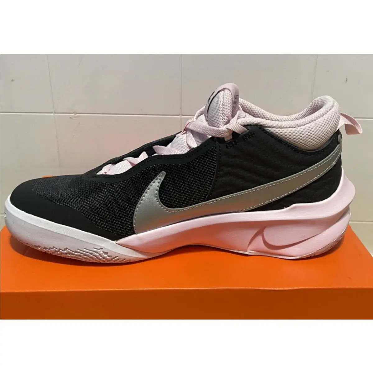 Nike shoes - Nike Team Hustle D 10 - Black/ pink 0