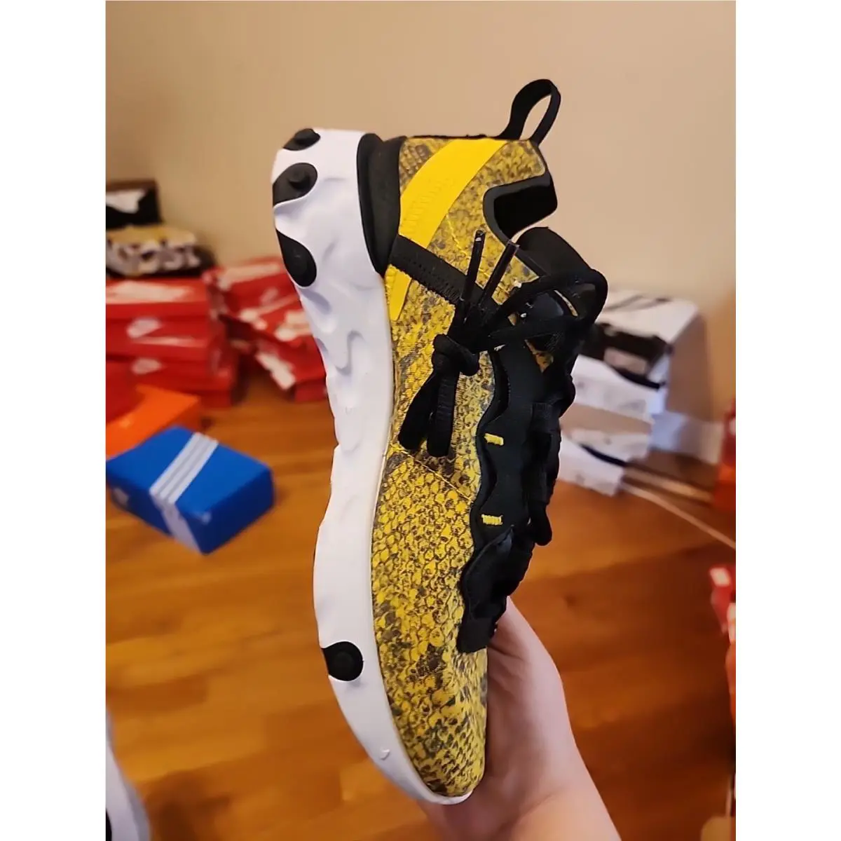 Nike shoes - Nike React Element - React Element - CT1551-700 - Yellow 9