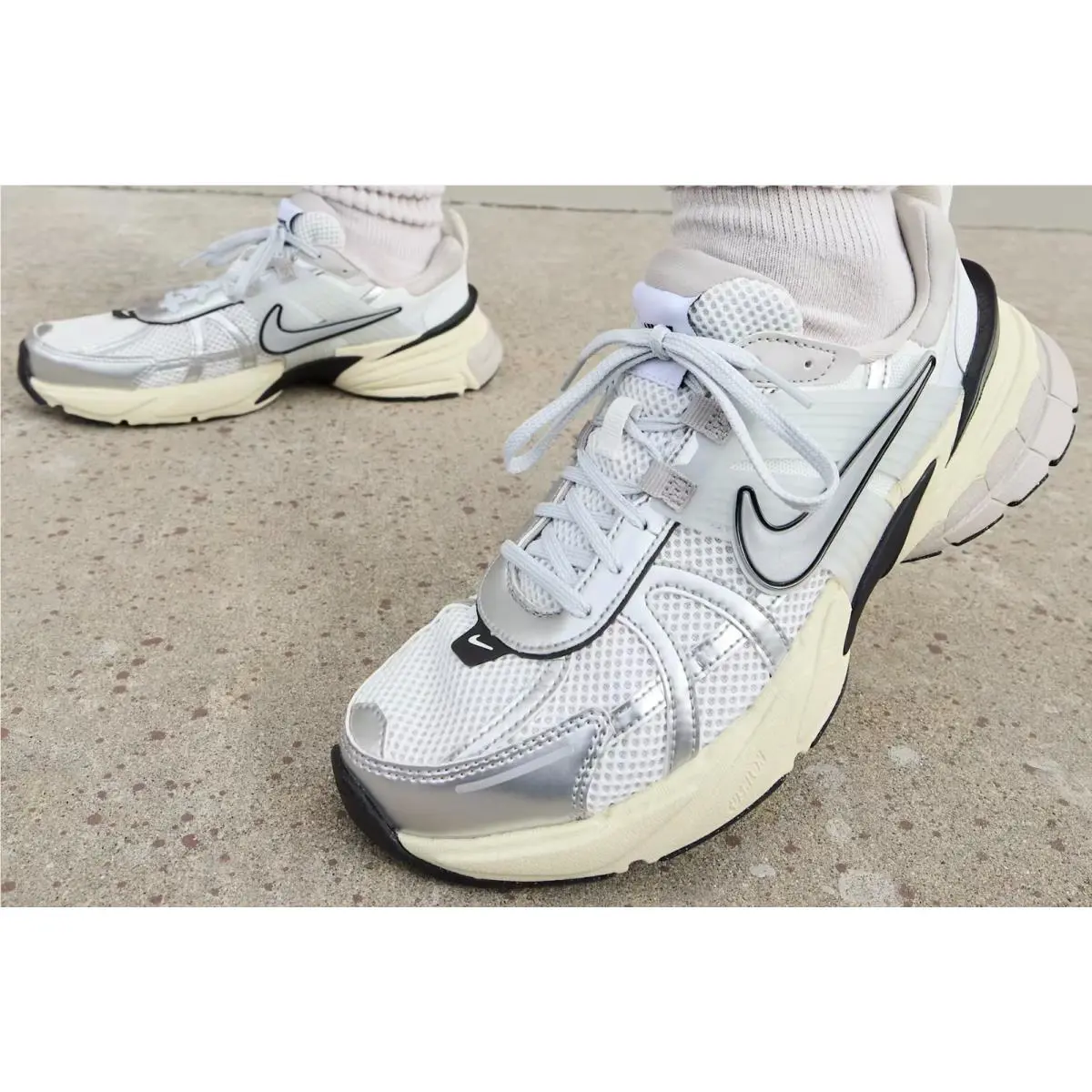Nike shoes - Nike V2K Run - Run - FD0736-100 - White 7