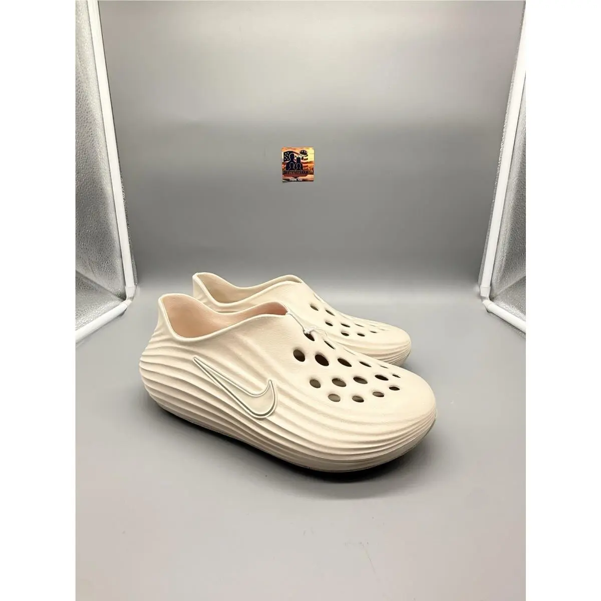 Nike Reactx Rejuven8 Women 8 Light Orewood Brown Clogs Shoes HV5062-100 - Beige