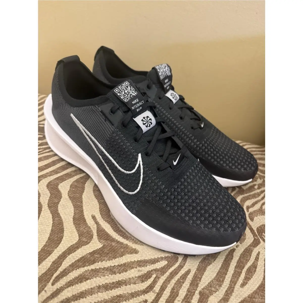 H9 Mens Nike Interact Run FD2291-001 Black/white/anthracite Shoes Mens Size 13