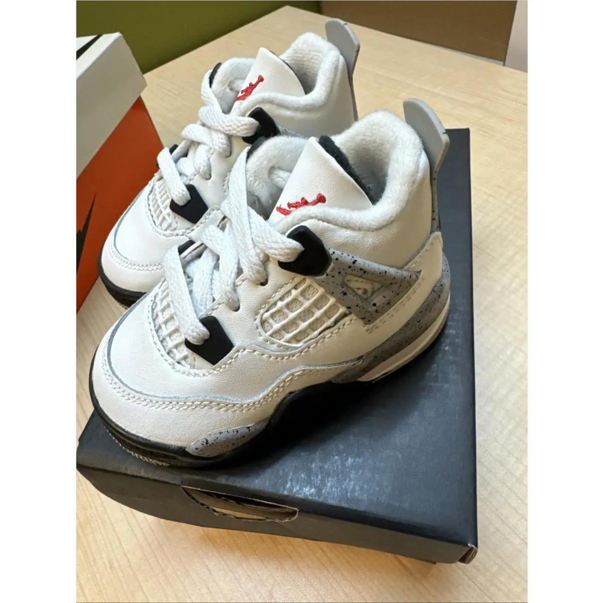 Nike shoes - Air Jordan 4 - Air - White 6