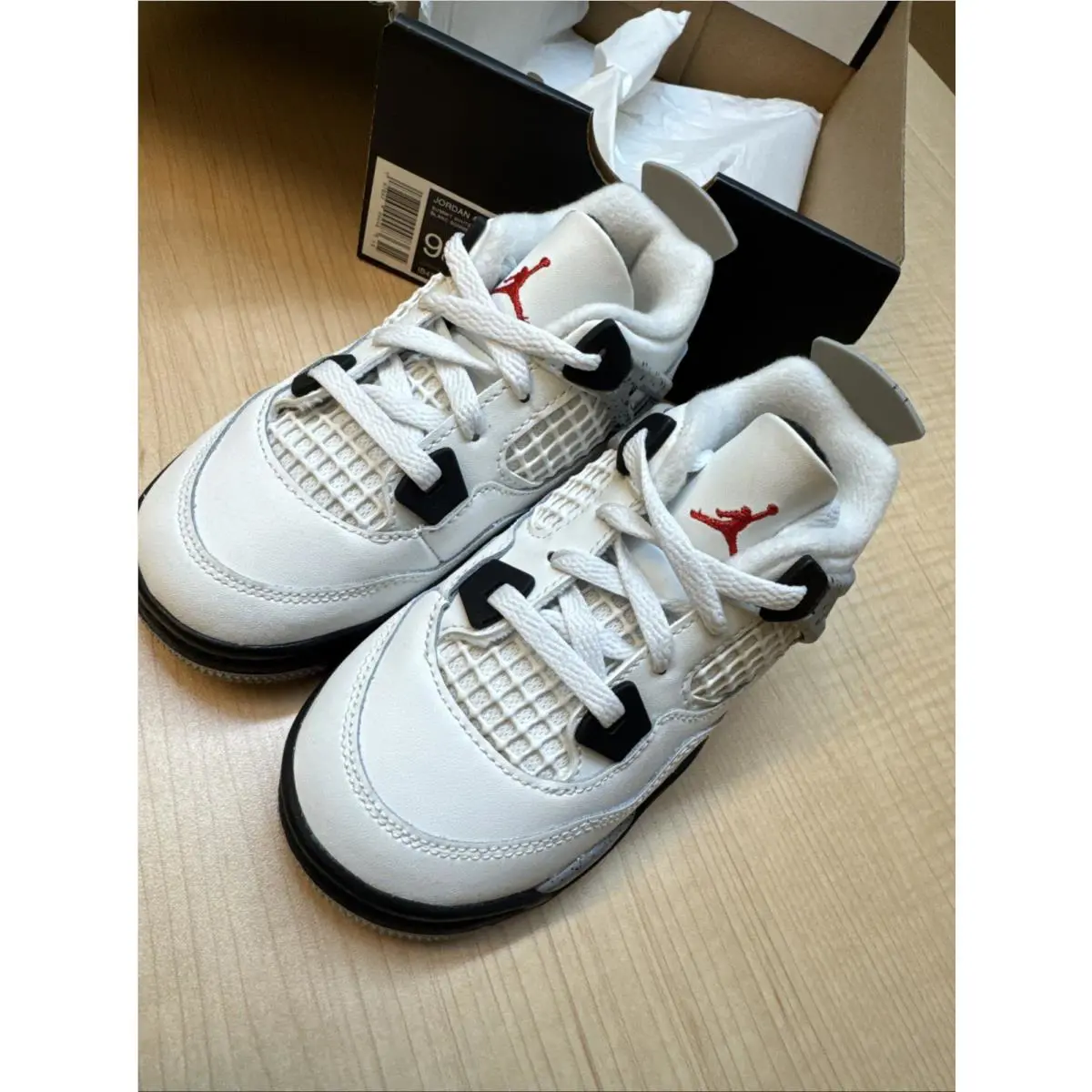 Nike shoes - Air Jordan 4 - Air - White 0