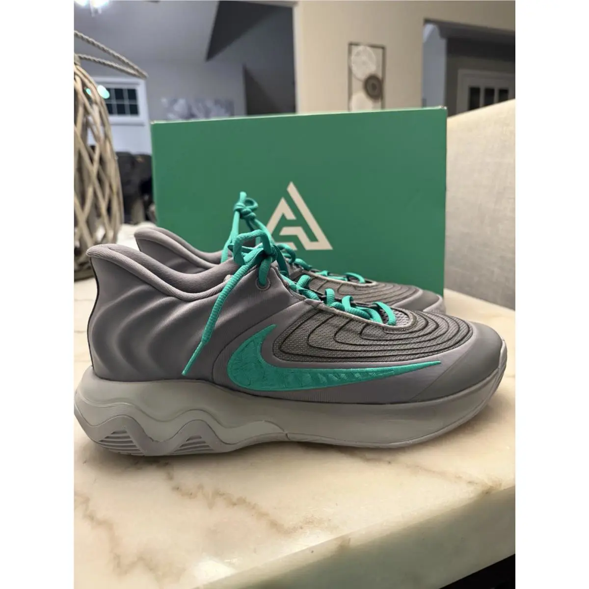 Nike Giannis Immortality 4 Shoes Mens Size 11 Grey Stadium Green FQ3680 002 - Gray