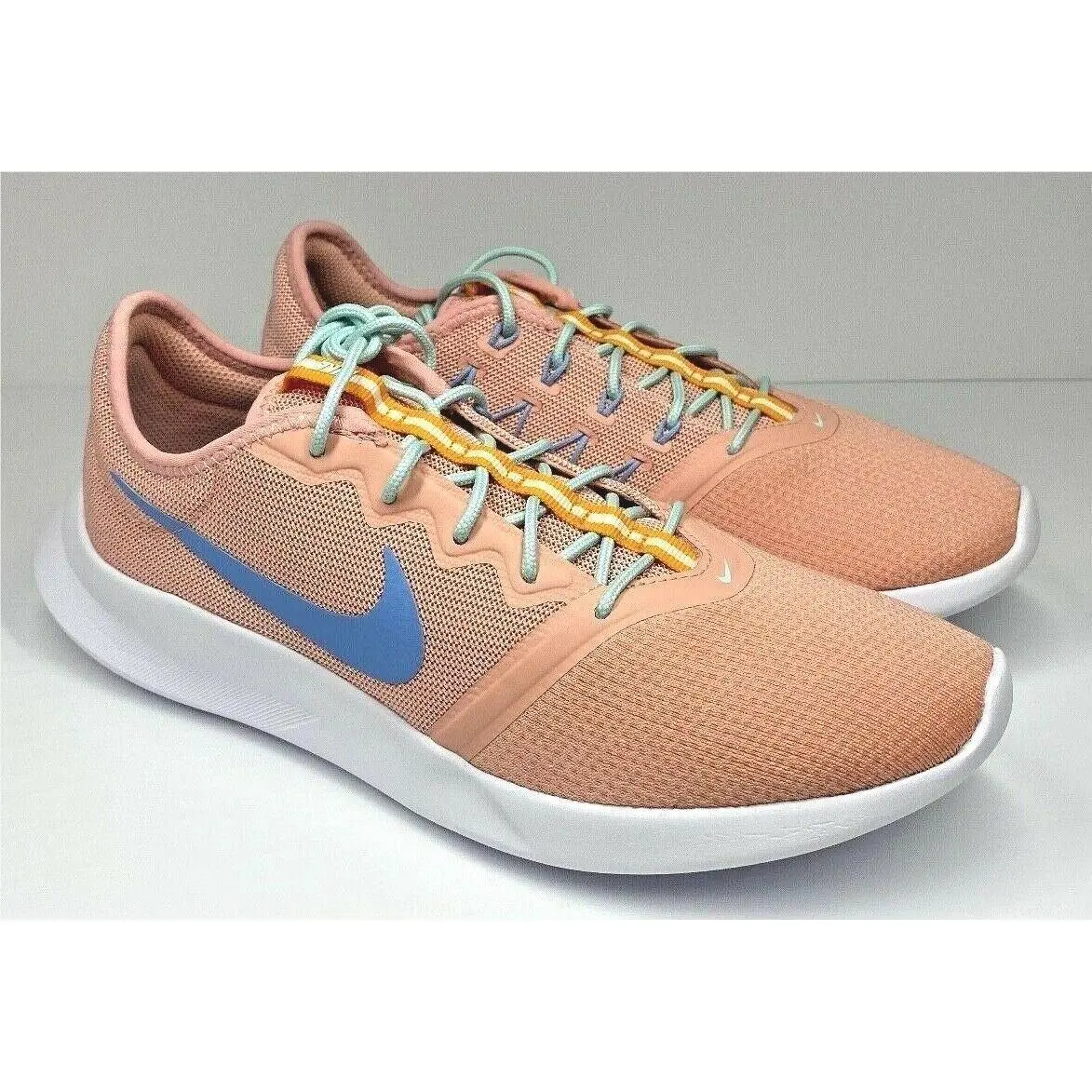 Nike shoes - Nike VTR - VTR - 4345 - Pinkish/Orange, Manufacturer: Coral (UPC: 193150295478) 1