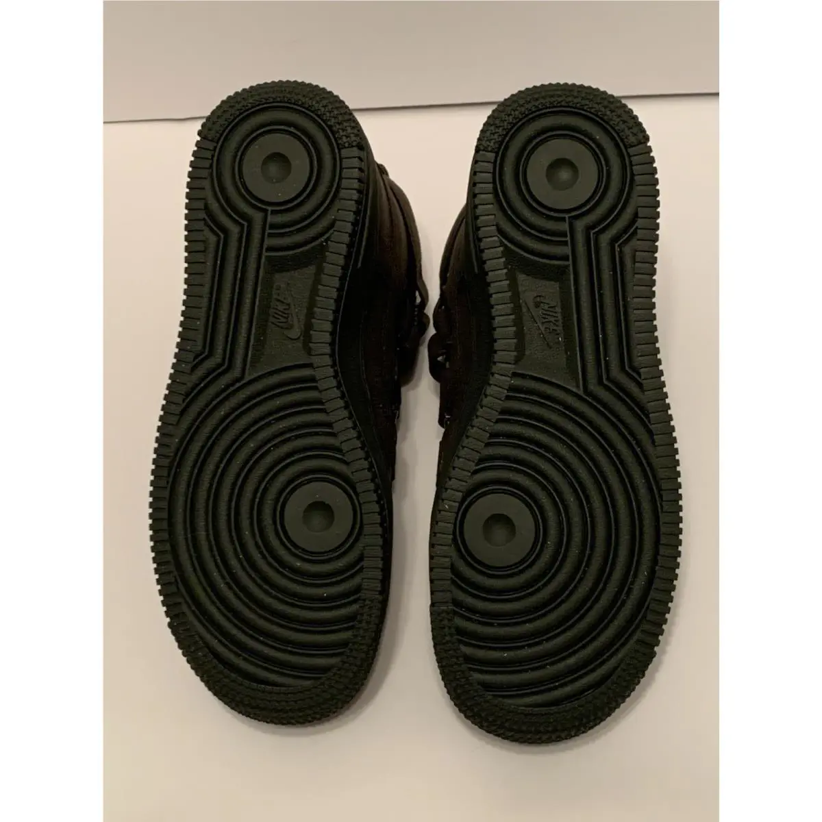 Nike shoes - Nike Air Force 1 `07 - Green (UPC: 195867226660) 4