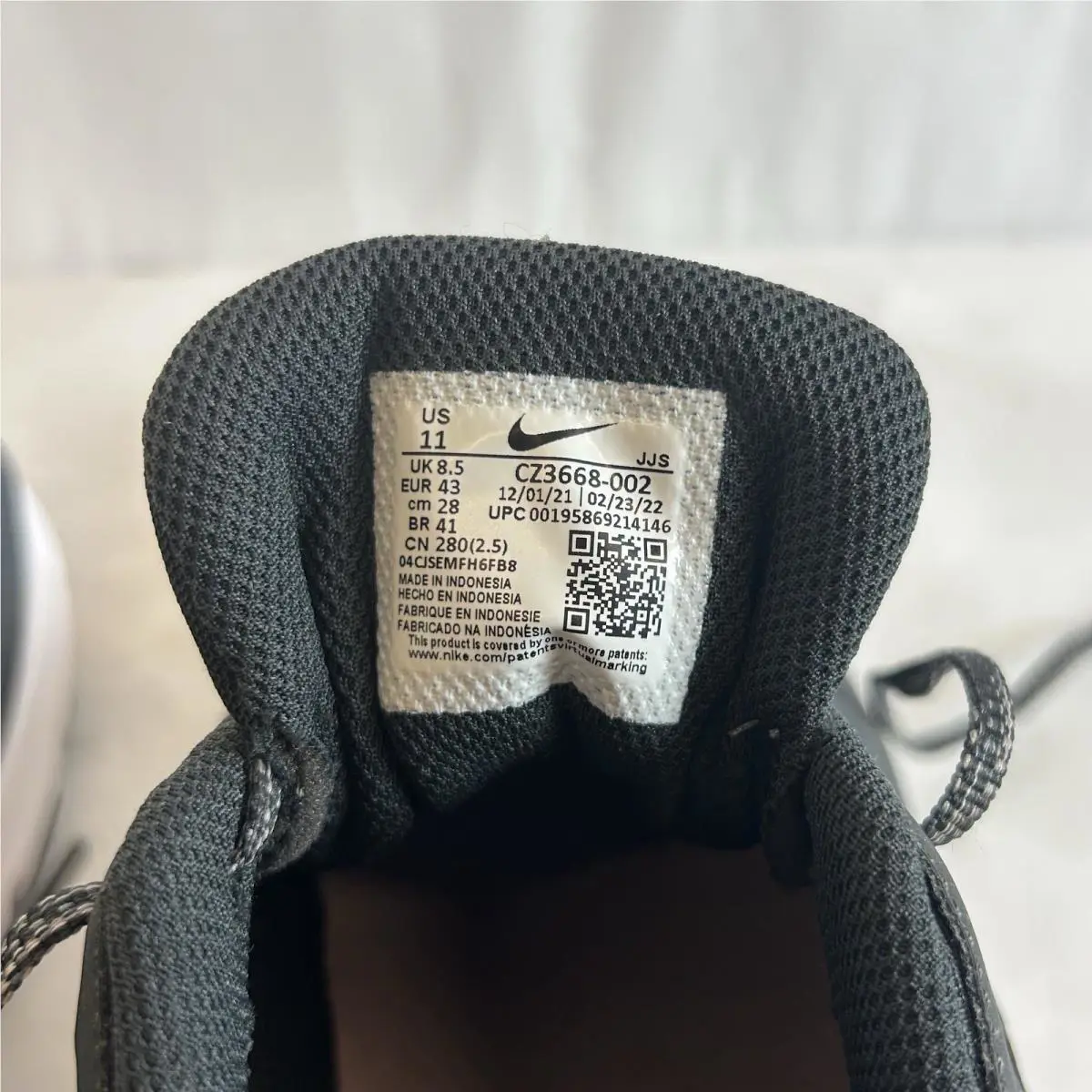 Nike shoes - Nike Legend Essential - Legend Essential - CZ3668-002 - Black 1