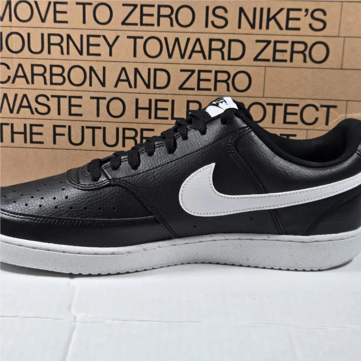 Nike shoes - Black 3